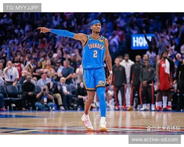 杰伦·威廉姆斯无球跑动制造错位，高效输出改变雷霆进攻结构